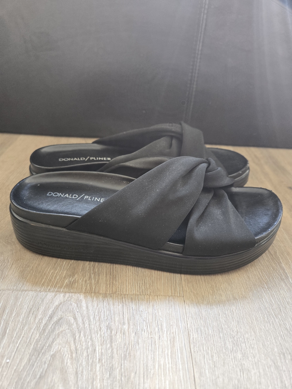 Donald J. Pliner Black Knotted Slide Sandals